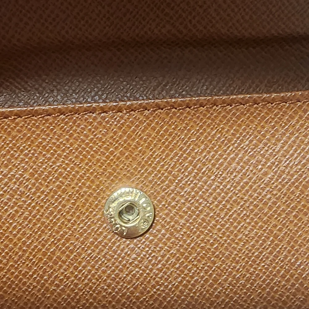Louis Vuitton Brown Monogram Wallet‎